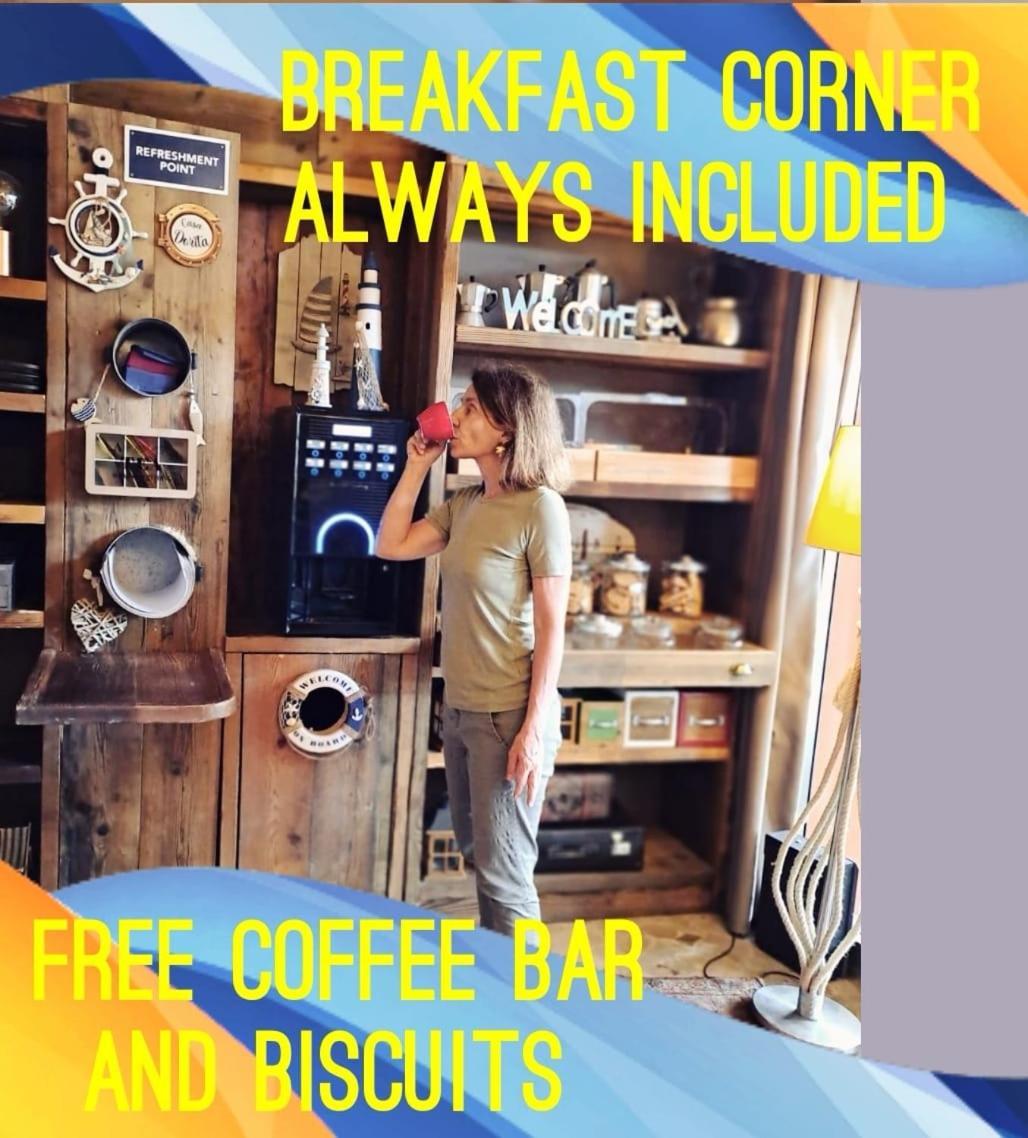 Casa Dorita - Free Breakfast Corner 8-12 Hotell Cervia Exteriör bild